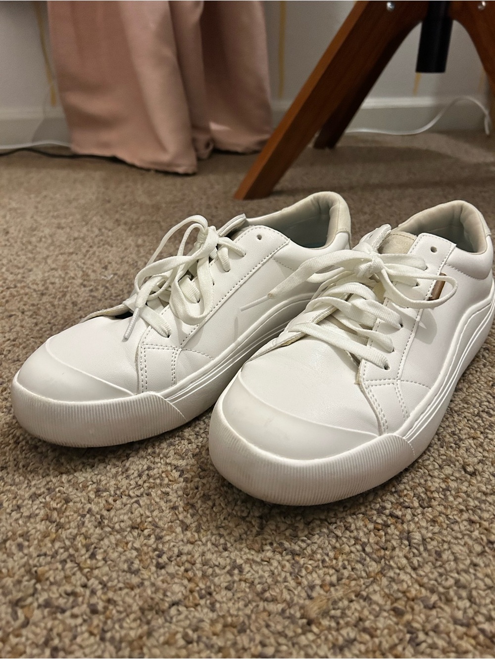 Dr Scholl’s , Size 9 - tennis shoes